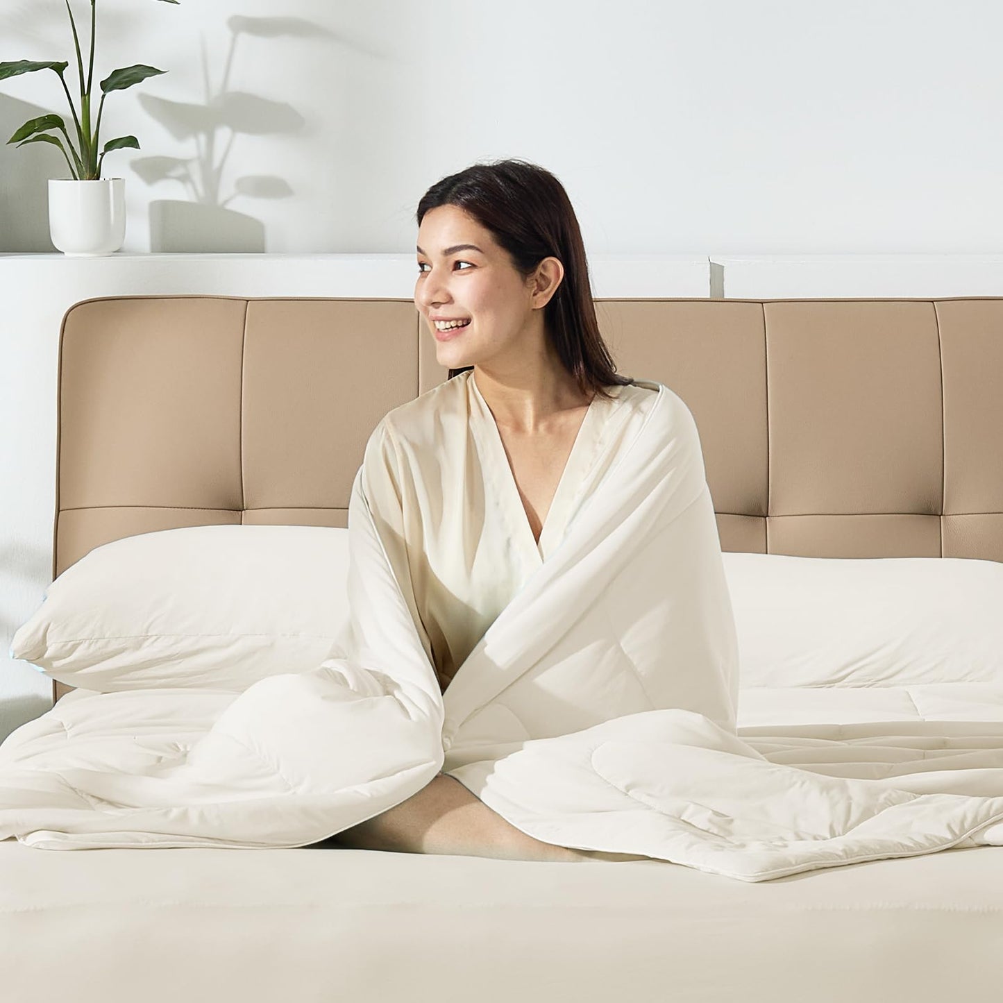 Bedtter® Luxe Cooling Comforter King, Sorona and Tencel Filling Cold Touch Fabric Cooling Blanket for Night Sweats Hot Sleeper, Double-Sided Cool Design Summer Breathable Comforter, 106"x90", Ivory