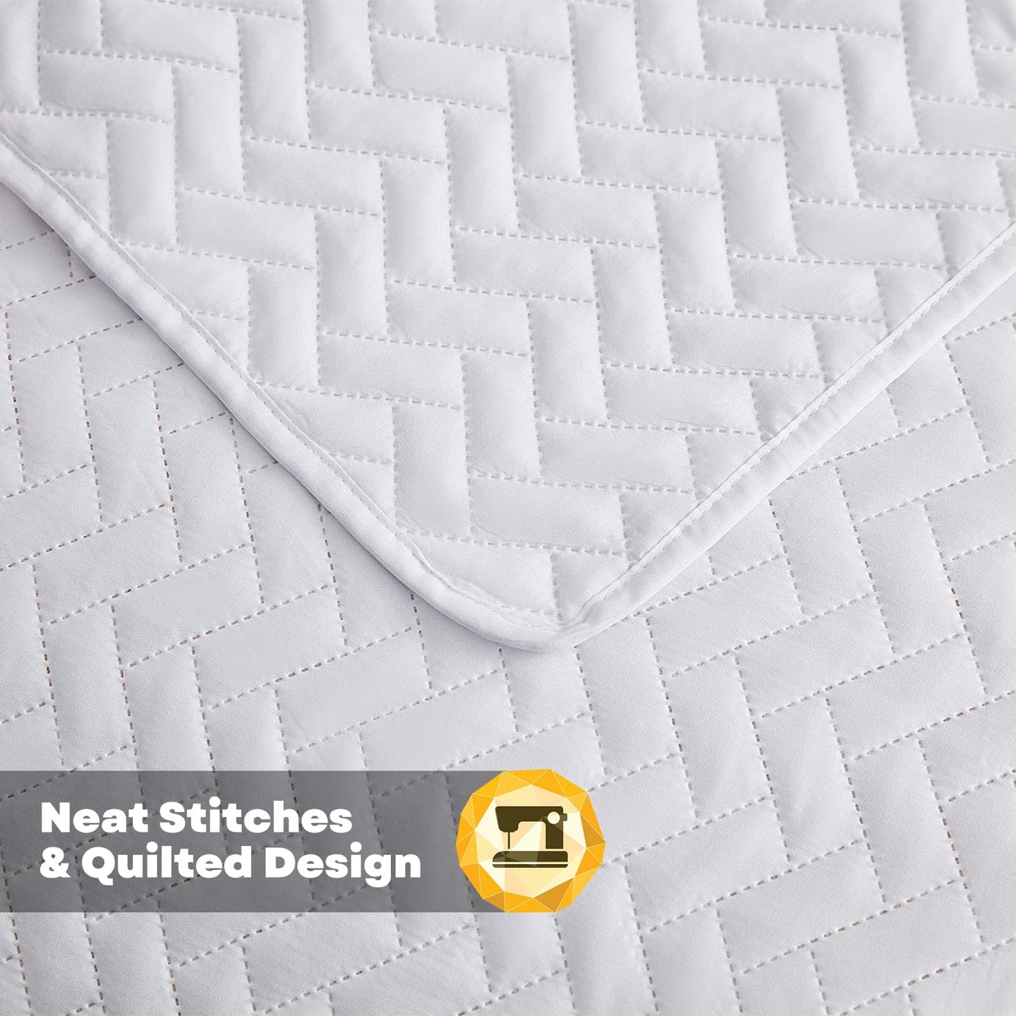 Maple&Stone White Quilt Set Queen Size, Lightweight Bedspread Ultrasonic Chevron Pattern Light Coverlet for All Season Comforter Bedding Decor - 3 Piece Full Bed Cover Sets